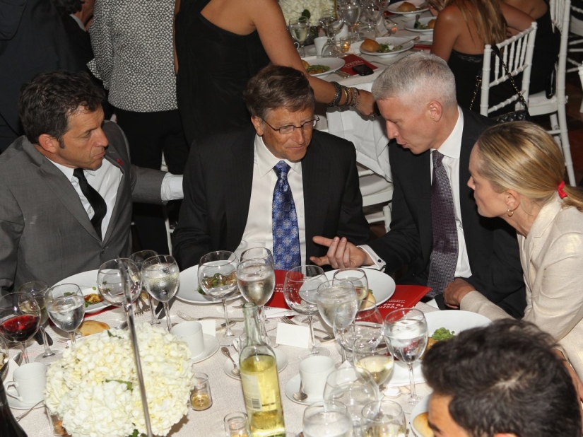 19 Crazy Facts About Bill Gates' $123 Million Home