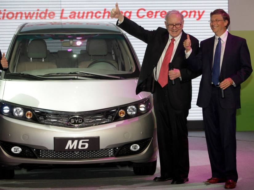 19 Crazy Facts About Bill Gates' $123 Million Home