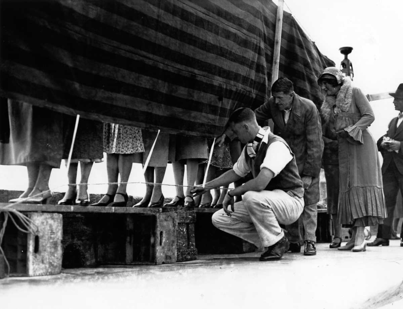 1930-1953: contests for the most beautiful women's ankles