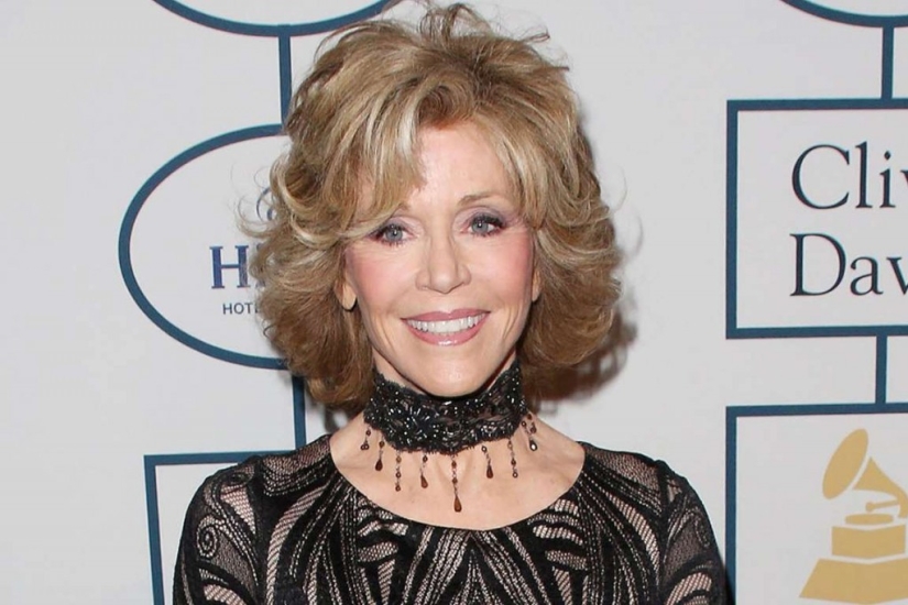 20 Celebrities Who Beat an Illness or Addiction
