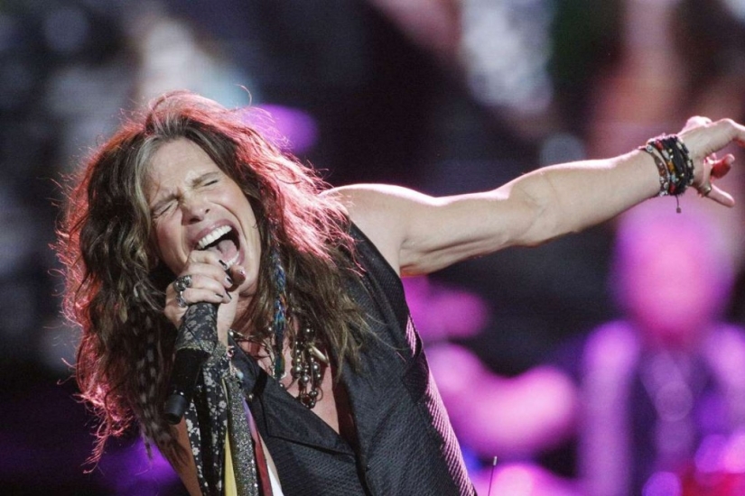 20 Celebrities Who Beat an Illness or Addiction