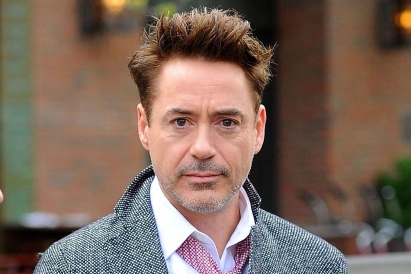 20 Celebrities Who Beat an Illness or Addiction