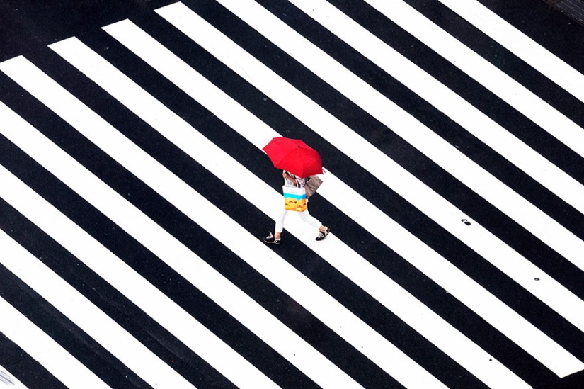 20 fotogramas de fotografía callejera que revelan un lado desconocido de Japón