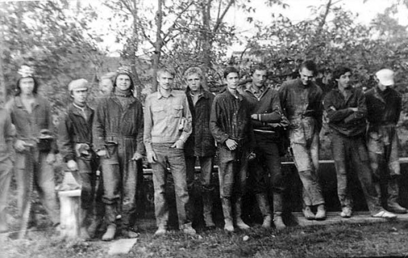 20 fotos nostálgicas sobre lo que vestía la juventud soviética