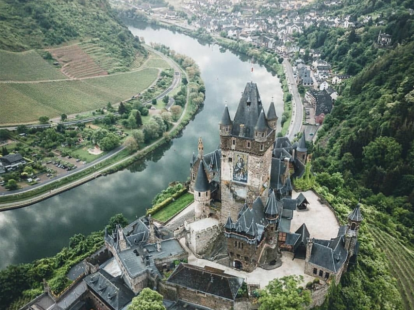 20 mini-cities that are so good you can't believe they're real