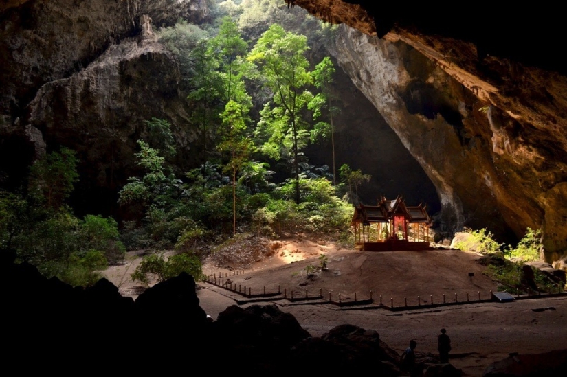 20 most beautiful caves in the world
