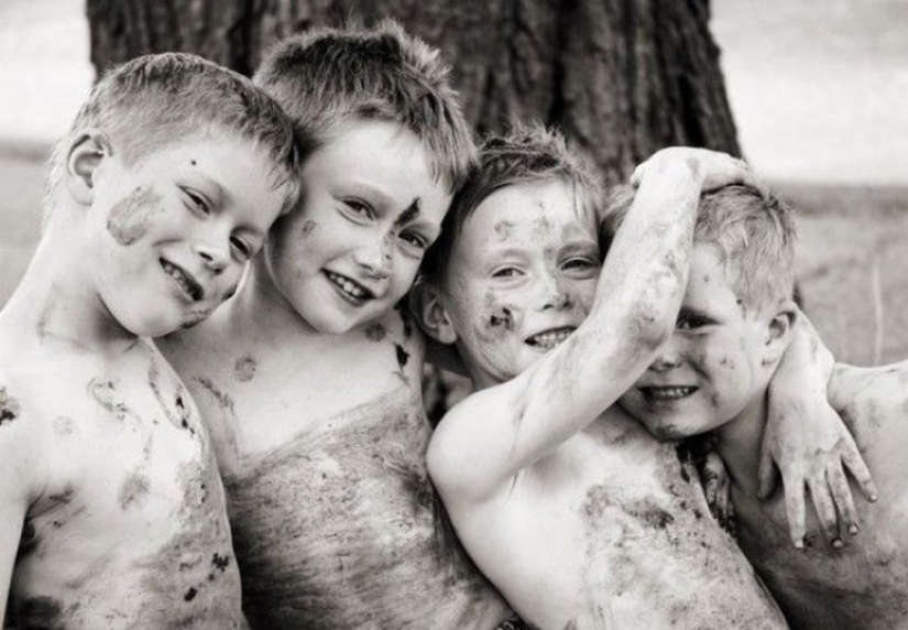 20 pictures about what happiness it is to have brothers and sisters