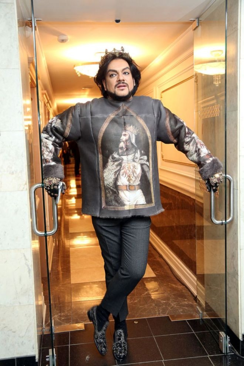 20 ridiculous outfits worn by Philip Kirkorov, and we are ashamed of them 20 ridiculous outfits worn by Philip Kirkorov, and we are ashamed of them