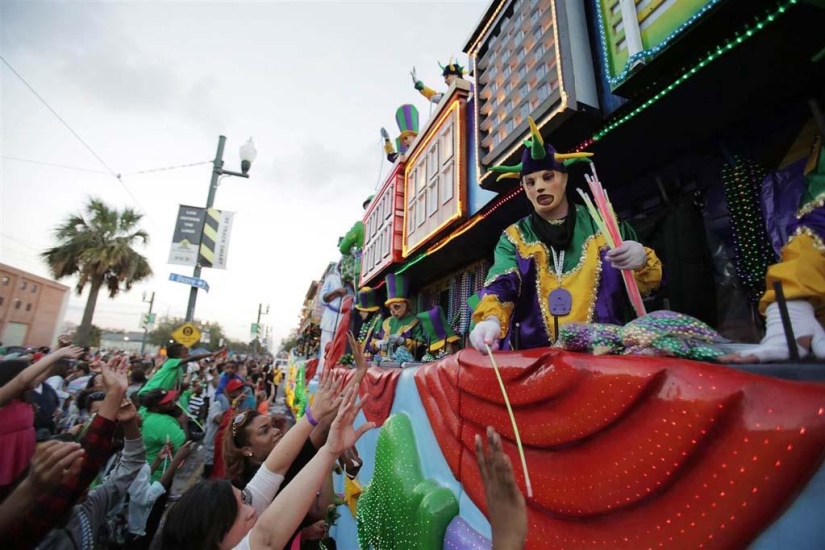 20 vivid pictures of carnivals from around the world