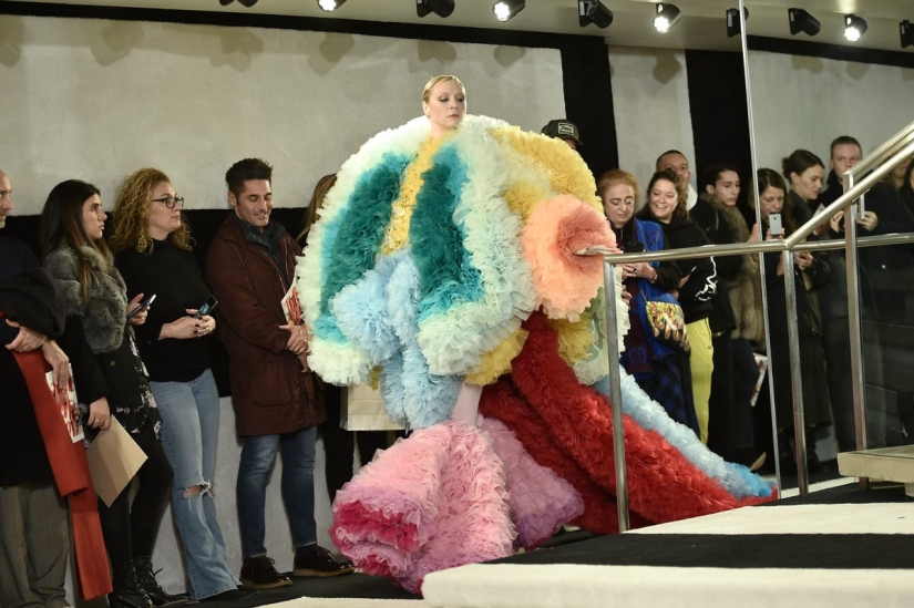 22 fotos de Brienne de Tarth sin armadura, de las que te dejará boquiabierto