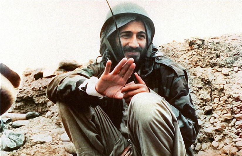 22 imágenes de la vida de Osama bin Laden y su familia