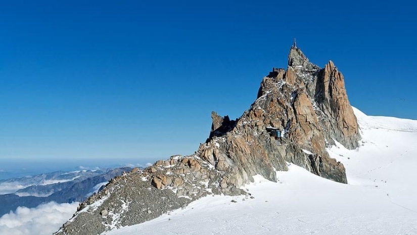 24 vertiginous attractions around the world