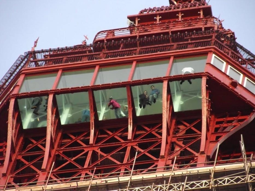 24 vertiginous attractions around the world