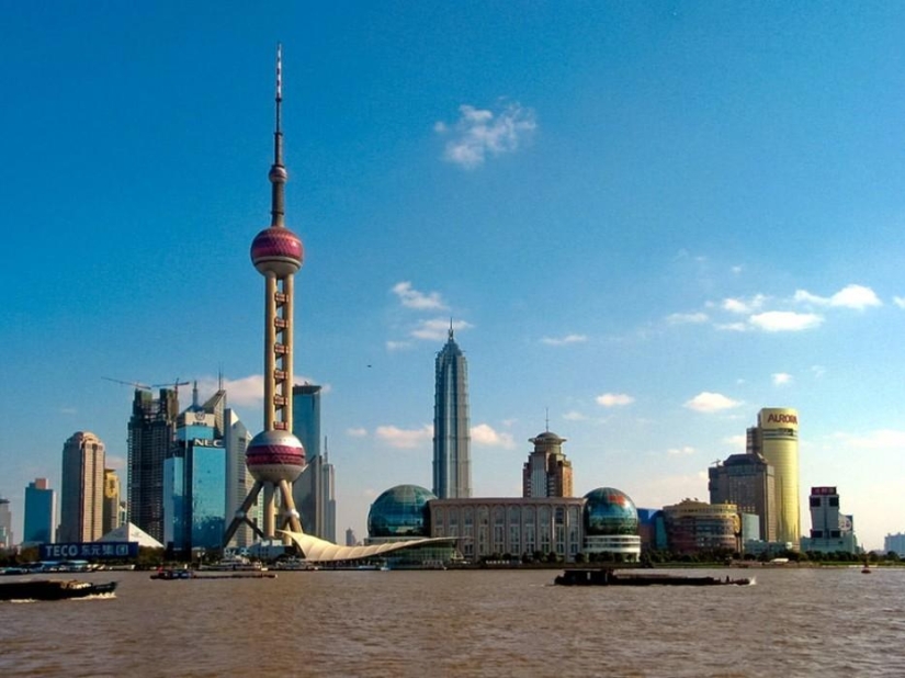 24 vertiginous attractions around the world