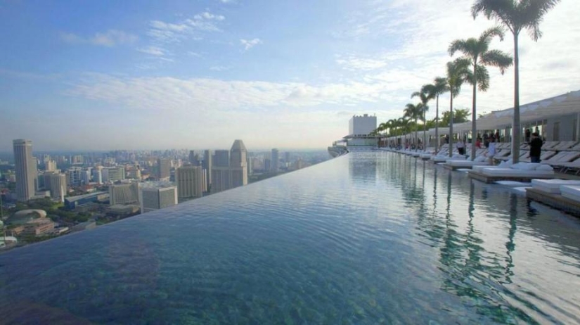 24 vertiginous attractions around the world