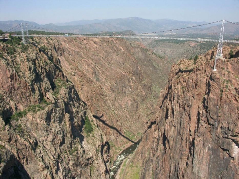 24 vertiginous attractions around the world
