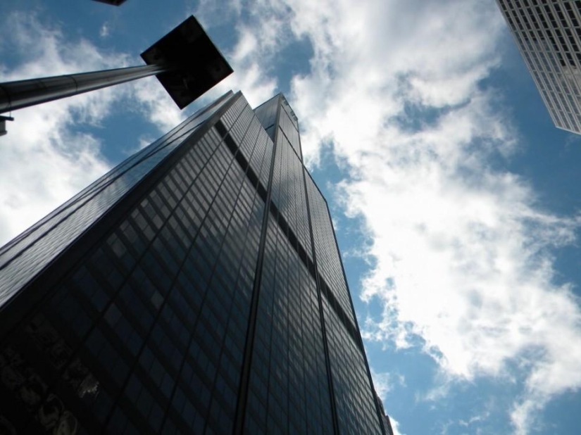 24 vertiginous attractions around the world