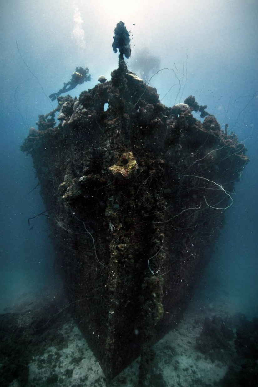 25 barcos abandonados de todo el mundo