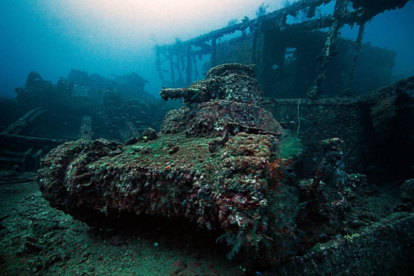 25 barcos abandonados de todo el mundo