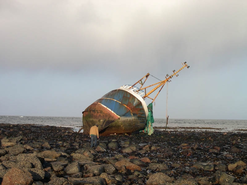 25 barcos abandonados de todo el mundo