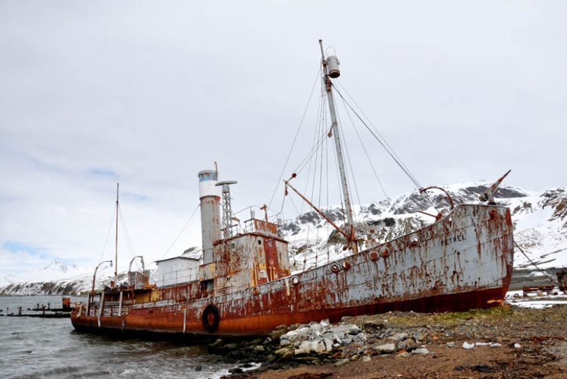 25 barcos abandonados de todo el mundo