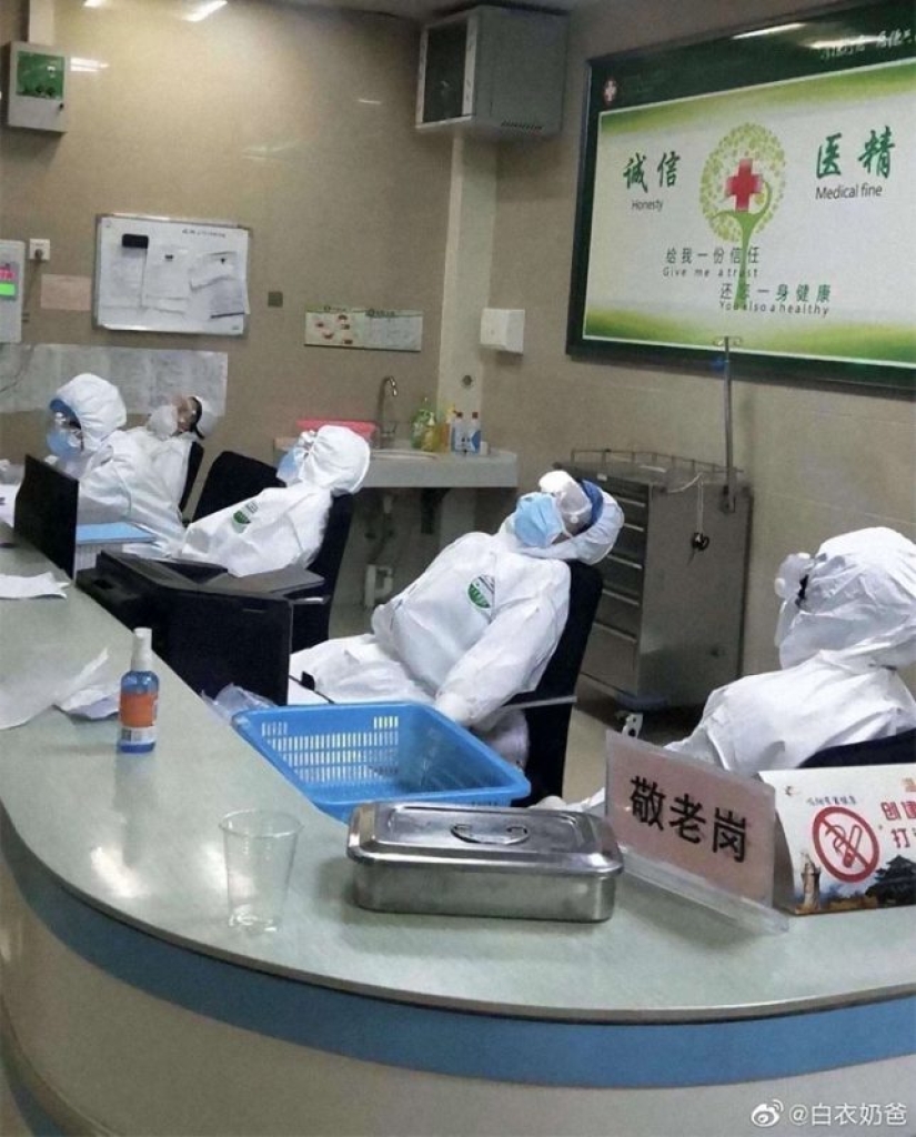 25 photos about the everyday life of medical staff in Wuhan infected with coronavirus 25 photos about the everyday life of medical staff in Wuhan infected with coronavirus
