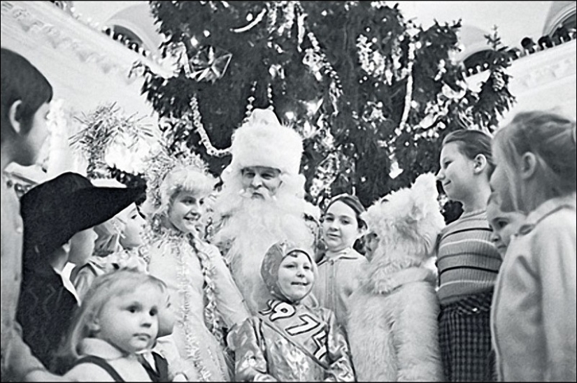 26 fotos con Papá Noel soviético de los años 80