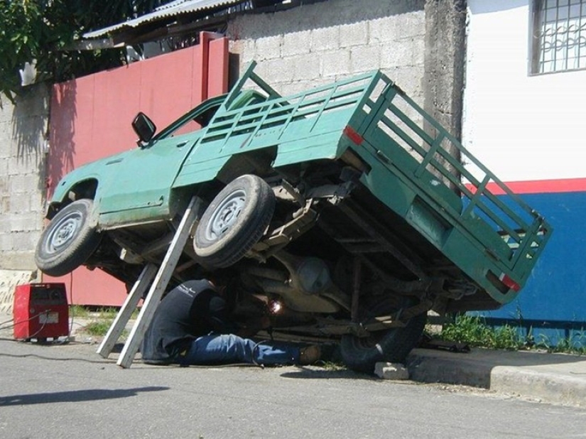 27 photos showing why women live longer than men