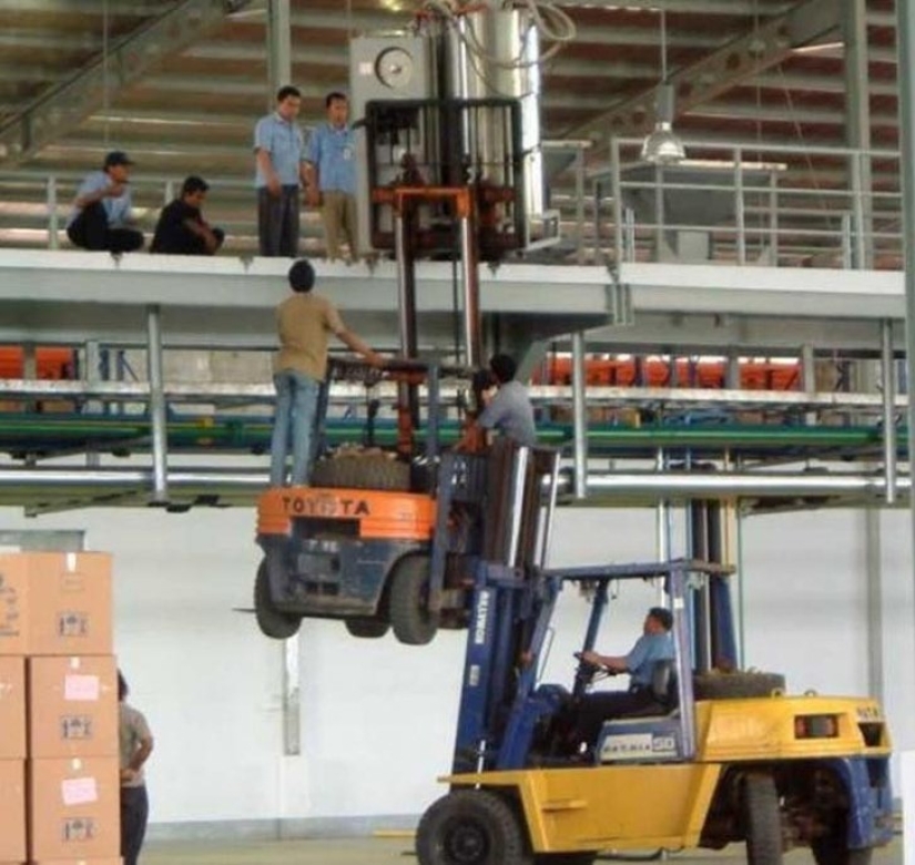 27 photos showing why women live longer than men