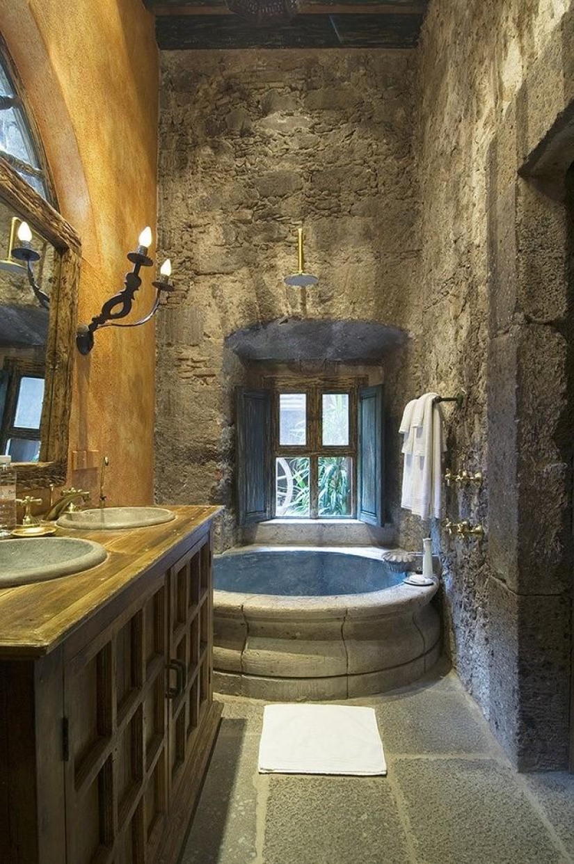 28 unique shower rooms from all over the world