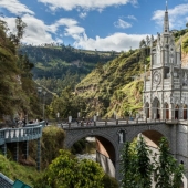 30 ancient and modern architectural wonders to see with your own eyes