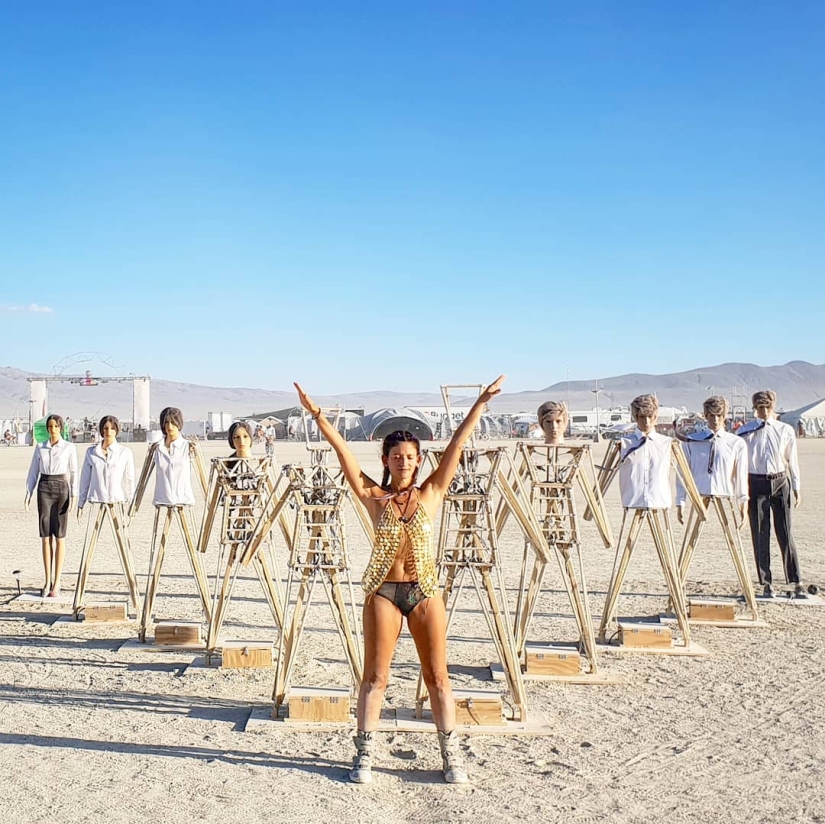 35 fotos de chicas calientes del festival Burning Man igualmente caliente-2019