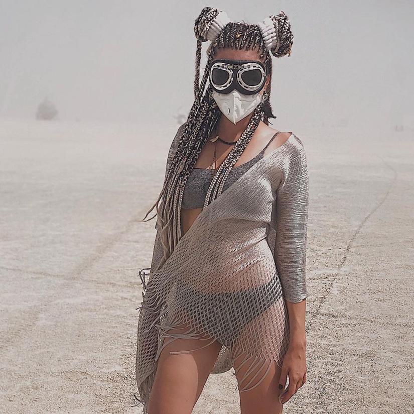 35 fotos de chicas calientes del festival Burning Man igualmente caliente-2019