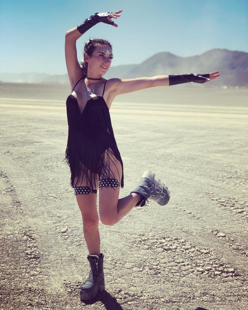 35 fotos de chicas calientes del festival Burning Man igualmente caliente-2019