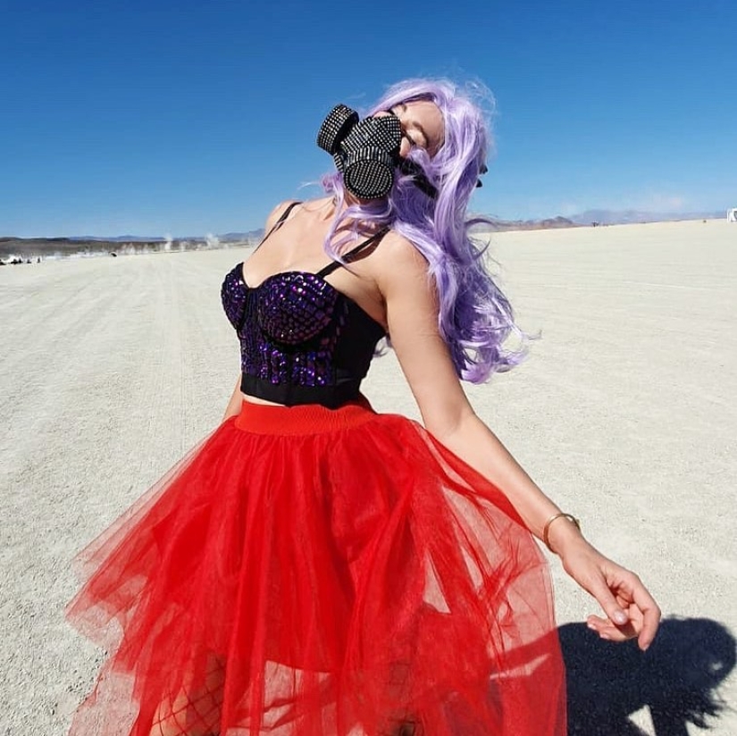 35 fotos de chicas calientes del festival Burning Man igualmente caliente-2019