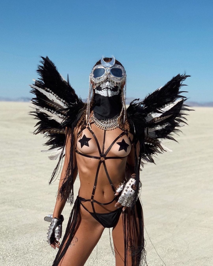 35 fotos de chicas calientes del festival Burning Man igualmente caliente-2019