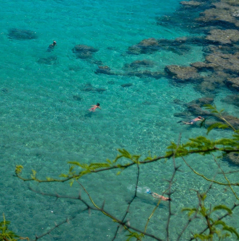 35 unique places of the planet that will surprise with crystal clear water