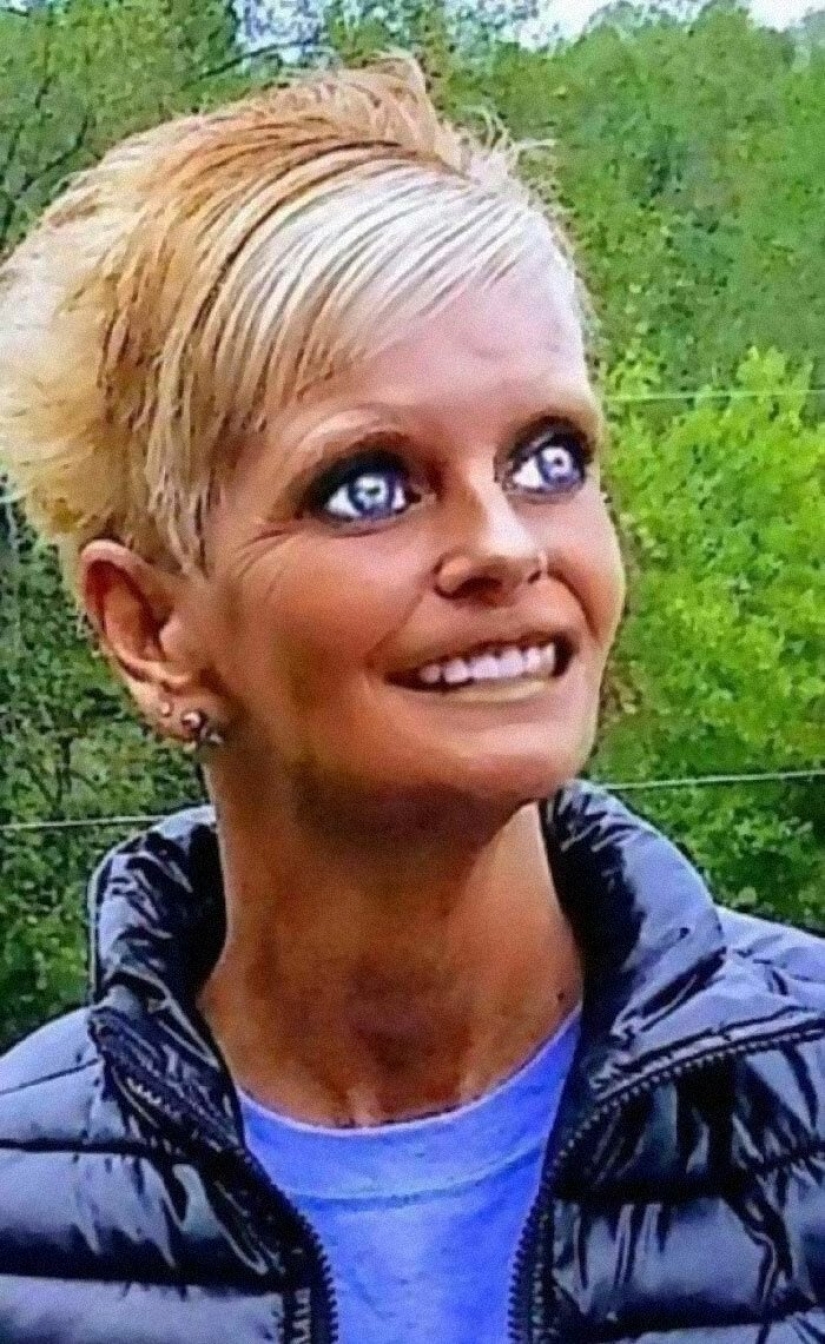 36 instagram freaks who overdid photoshop