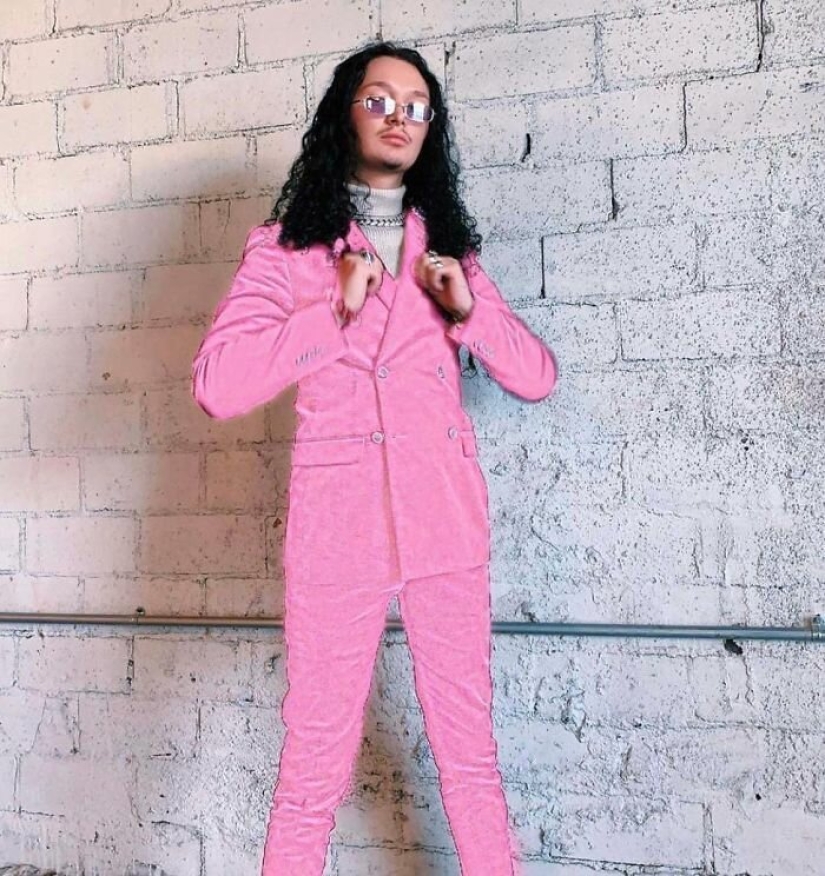 36 instagram freaks who overdid photoshop