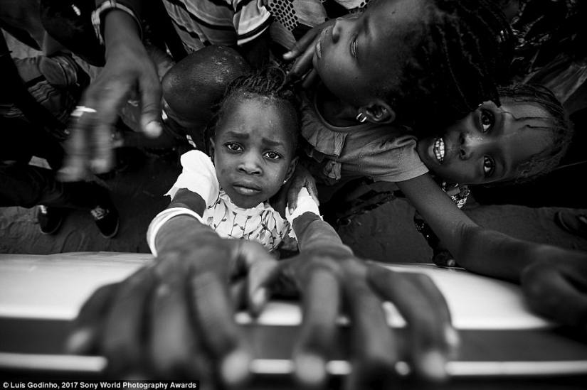 38 increíbles retratos que muestran lo diferentes que son las vidas de los niños de diferentes países del mundo