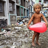 38 increíbles retratos que muestran lo diferentes que son las vidas de niños de diferentes países del mundo