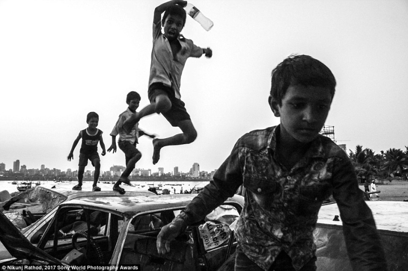 38 increíbles retratos que muestran lo diferentes que son las vidas de los niños de diferentes países del mundo