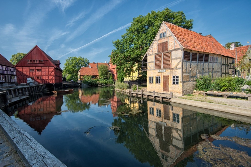 40 "second" cities in the world that are worth visiting while you live in the world 40 "second" cities in the world that are worth visiting while you live in the world