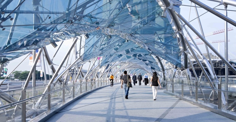 5 puentes peatonales únicos por los que querrás caminar una y otra vez 5 puentes peatonales únicos por los que querrás caminar una y otra vez