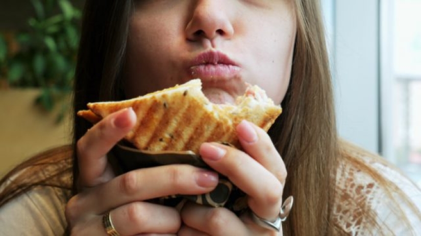 5 Ways to Lose Extra Calories on Autopilot 5 Ways to Lose Extra Calories on Autopilot