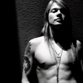 50 años con músicos de rock icónicos: imágenes detrás de escena del famoso fotógrafo Neil Preston