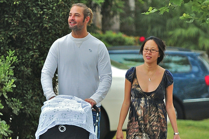 6 Celebrity Wives Who Don't Look Like Celebrity Wives