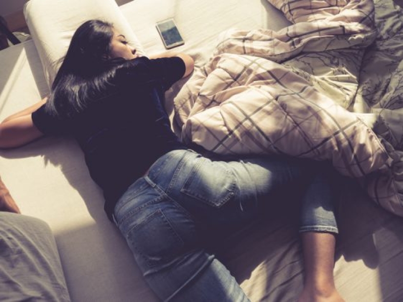 6 formas inusuales de dormir mejor por la noche