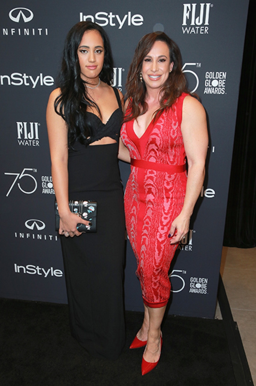 7 Facts about Simone Alexandra, Daughter of Dwayne "The Rock" Johnson