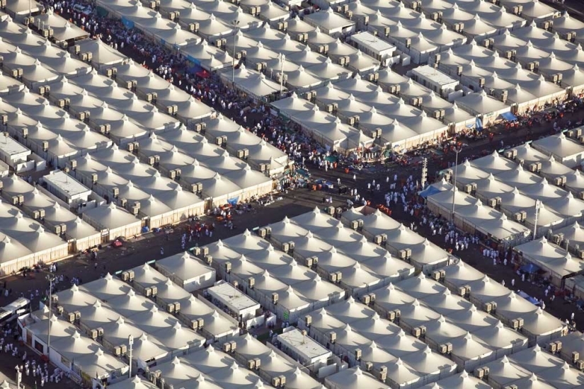 7 settlements with unique landscapes 7 settlements with unique landscapes